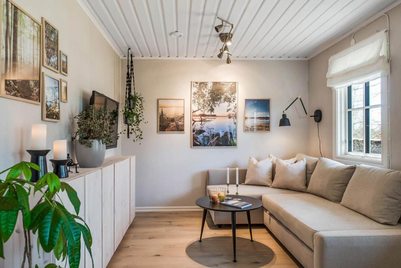Nyrenoverat Gardshus Pa Havstomt Med Hoeg Standard Örnsköldsvik エクステリア 写真